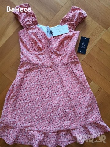 Нова рокля на Памела Райф , снимка 2 - Рокли - 41634625