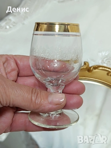 чаши немски гравиран кристал/златен кант , снимка 6 - Чаши - 51872787