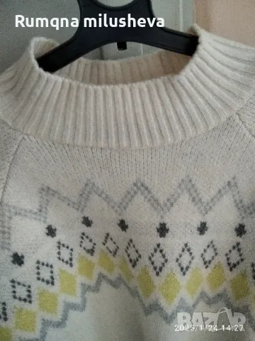 Дамски пуловери размер М , снимка 4 - Блузи с дълъг ръкав и пуловери - 48812189