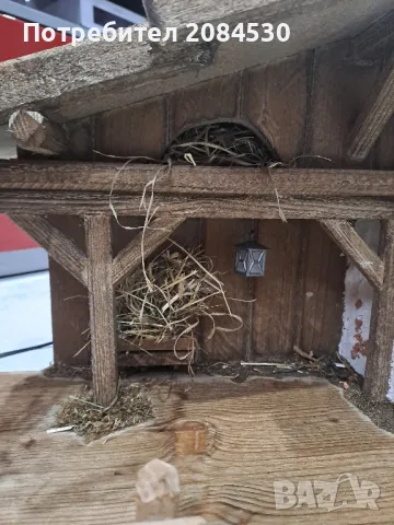 Дървена къща със сцена на Рождество Христово (светеща), снимка 13 - Антикварни и старинни предмети - 48694267