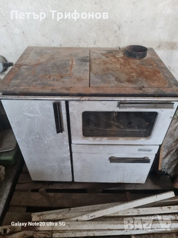 Готварска печка на дърва