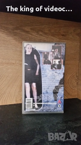 Видеокасета  Жертви  VHS, снимка 3 - Други жанрове - 53081058
