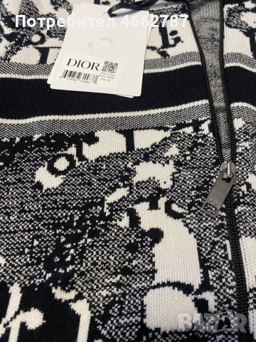 Dior-Оригинална чисто нова дамска жилетка М номер, снимка 2 - Жилетки - 52894129