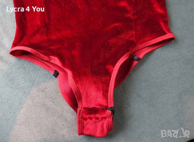 S секси червено кадифено боди с бяла пухкава заешка опашка, снимка 4 - Бельо - 42146519