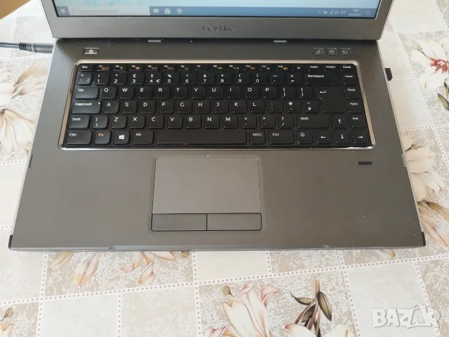 Лаптоп Dell Vostro 3560, снимка 5 - Лаптопи за дома - 55706245