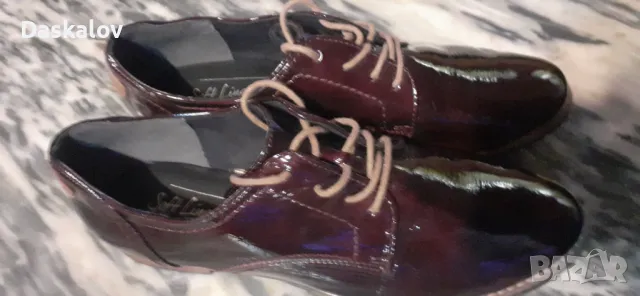 Продавам мъжки кожени лачени обувки, снимка 5 - Официални обувки - 48649935