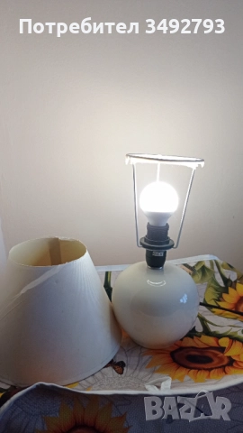 Лампи с абажур, снимка 5 - Настолни лампи - 51776542