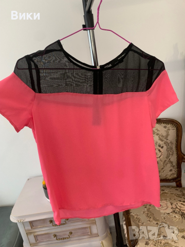 Дамска тениска в размер S, снимка 5 - Тениски - 44687380