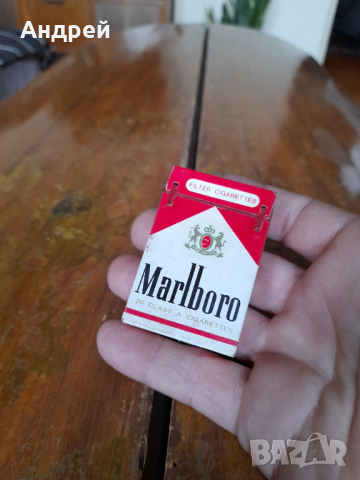 Стара запалка Marlboro, снимка 4 - Други ценни предмети - 44517191