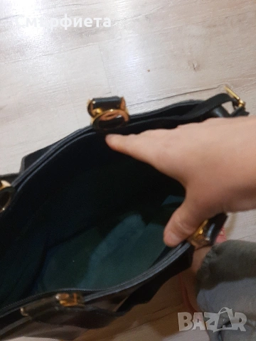 Дамска чанта , снимка 3 - Чанти - 53059513