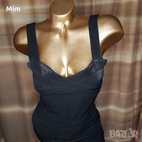 Н&М S/M Черна брокатена къса рокля, снимка 2 - Рокли - 35872870