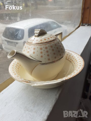 Английски порцелан чайник с купа маркировки