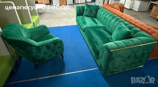 Италиански ликсозен и модерен диван триместен с фотьойл зелено кадифе, снимка 3 - Дивани и мека мебел - 53343295