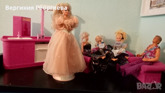 Комплект Барби на стойка, Кен, холова гарнитура, кухня - оригинални Mattel + подарък 