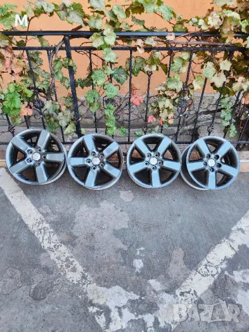 Тойота Рав 4 , снимка 5 - Гуми и джанти - 47335726