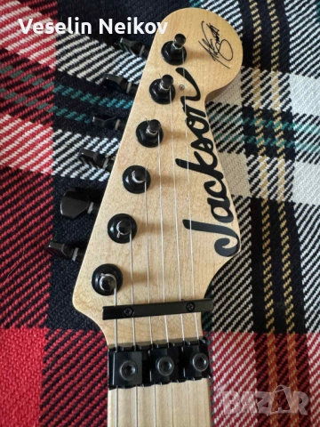 Jackson Adrian Smith Signature SDX Snow White, снимка 12 - Китари - 52174544