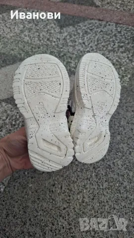 Маратонки за момиче, 21 номер, Zara Disney, Minnie Mouse/ Мини Маус, снимка 5 - Детски маратонки - 50347830