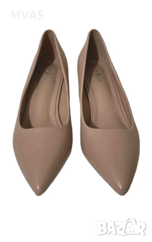 Нови бежови дамски обувки на нисък ток 38 размер, снимка 3 - Дамски обувки на ток - 50998189