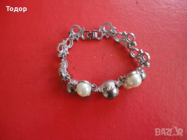 Невероятна гривна с перли и камъни , снимка 4 - Гривни - 49645670
