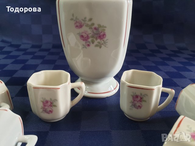 Стар порцеланов сервиз за греяна ракия,ликьор-Развитие,с.Калейца, снимка 4 - Сервизи - 42672444