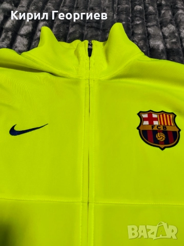 Спортно горнище на Barcelona., снимка 4 - Спортни дрехи, екипи - 52415603