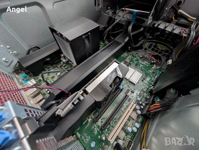 Компютър Dell Precision T3610 / Xeon E5 1650 / SSD / HDD / 32GB RAM, снимка 5 - За дома - 52400114