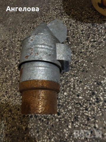 Петел шапка за комин