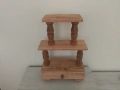 Дървена етажерка със струговани орнаменти !!!, снимка 6