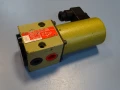 Хидравличен разпределител Muller+Co Typ 13.10.21 Hydraulic valve 24VDC, снимка 6