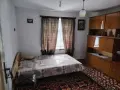 Продавам Къща на два етажа двор , снимка 10