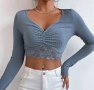 Къса Дамска Блуза, снимка 1 - Блузи с дълъг ръкав и пуловери - 44465997