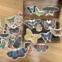 30 бр Пеперуди пеперуда микс самозалепващи лепенки стикери за украса декор картонена торта ръчна изр, снимка 2 - Други - 41717511