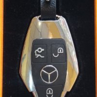 Ключ, ключодържател, запалка на Мерцедес-Бенц (Mercedes-Benz), снимка 1 - Запалки - 40516984