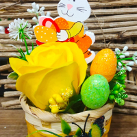 Великденски кошнички с ароматна роза от пластичен сапун и декорация, снимка 2 - Декорация за дома - 44837474