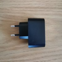 Чисто ново зарядно устройство за телефон/смартфон/таблет с USB изход, снимка 1 - Резервни части за телефони - 35817546