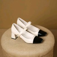 Обувки , снимка 1 - Дамски обувки на ток - 42420070