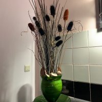 Стъклена голяма ваза с купа и растителност, снимка 1 - Декорация за дома - 40023088