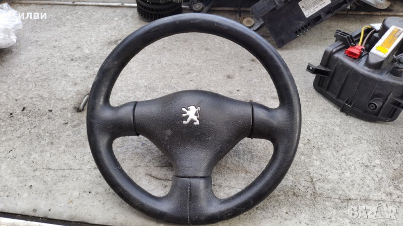 Трилъчев волан с аербек за Пежо 206 и др. от Pejo 206 Peugeot аербег аирбек еърбег, снимка 1