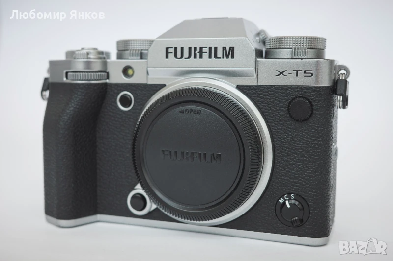 Fujifilm X-T5 + аксесоари, снимка 1