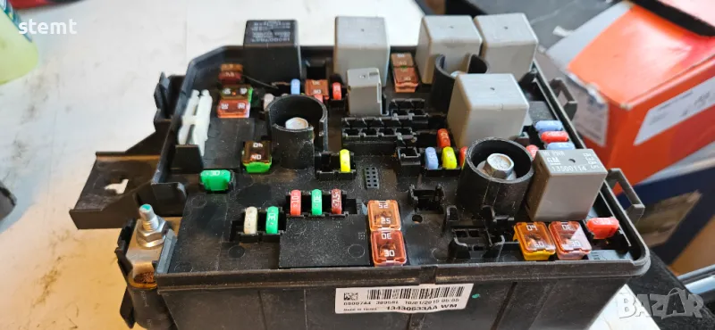 Кутия за предпазители OPEL CORSA E (X15) 13430533AA , снимка 1