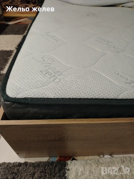 Матрак, еднолицев, 140,200см,за спалня, снимка 1