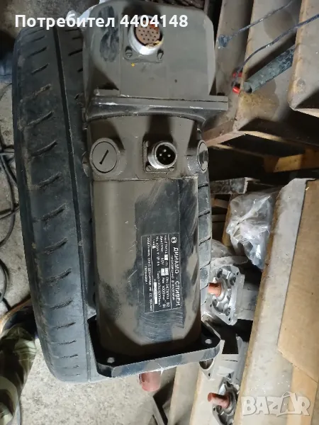 Ел двигател с управлението цпу струг, снимка 1