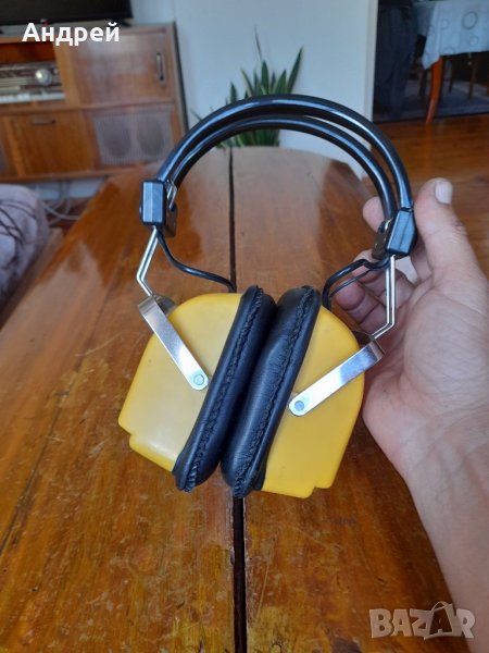 Стари радиослушалки Monita, снимка 1