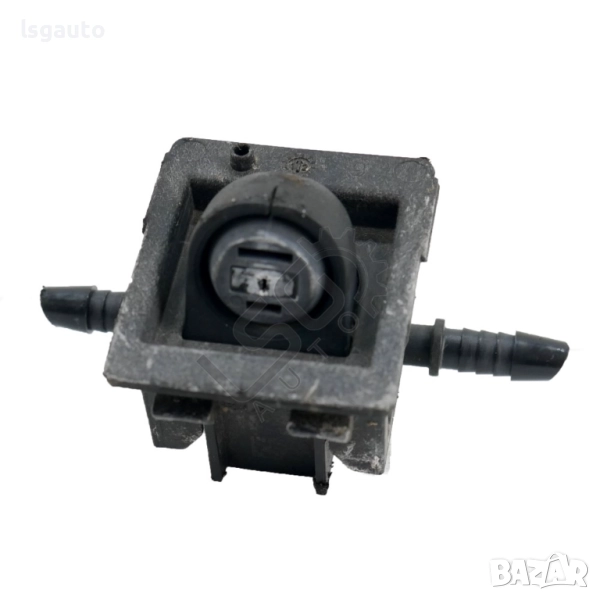 Пръскалка челно стъкло Mercedes-Benz C-Class 204 (W/S/C) 2007-2014 ID: 151564, снимка 1