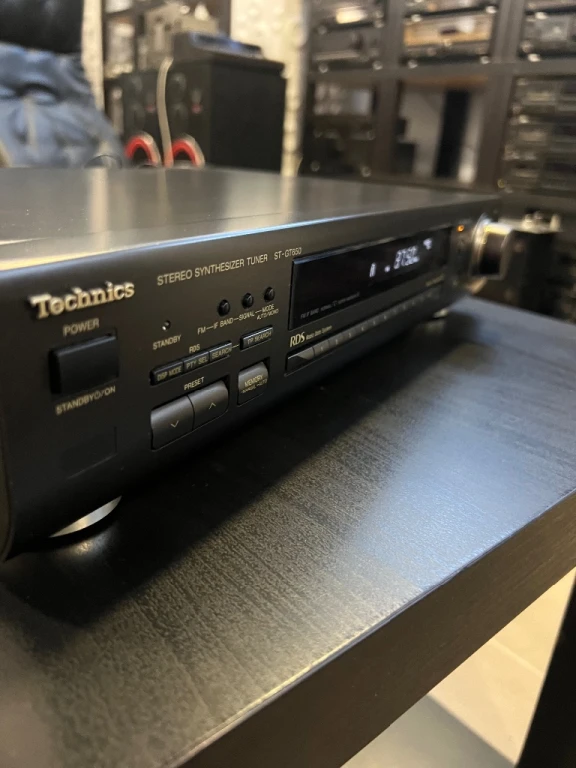 Tuner Stéréo RDS Technics ST-GT650 - AM/FM, Sorties RCA, Noir - Occasion Bon état