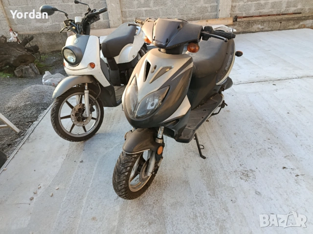 Двама мотора Benneli Pepe другия Flextech