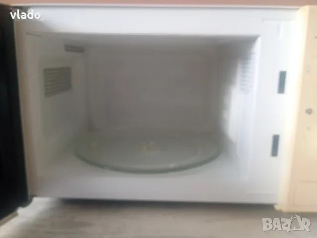 Микровълнова печка Daewoo , снимка 2 - Микровълнови - 49679318