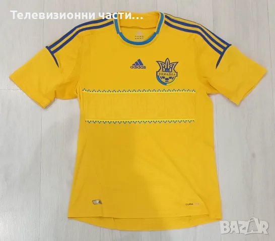 Оригинална футболна тениска на Украйна домакински екип 2012/2013 Adidas X11627,размер М