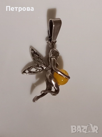Сребърна фея с жълт кехлибар , снимка 5 - Колиета, медальони, синджири - 52041258