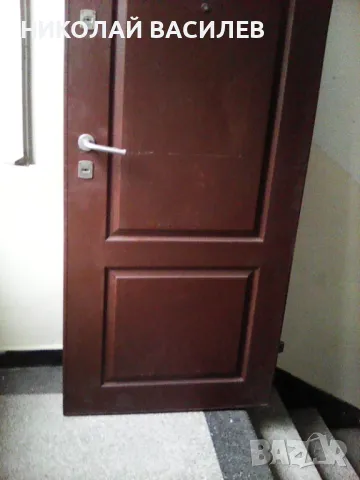 Блиндирана  врата   с  2   каси   /  За   склад   мазе   /  и   други   ., снимка 1